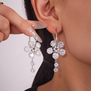 Elegant silver flower drop earrings with shimmering 5A zircons and 18k gold plating