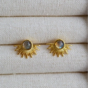 French retro gold plated starburst stud earrings with moonstone inlays for women