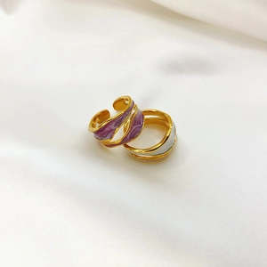Adjustable 18K gold plated wavy rings with purple marble and white enamel finish