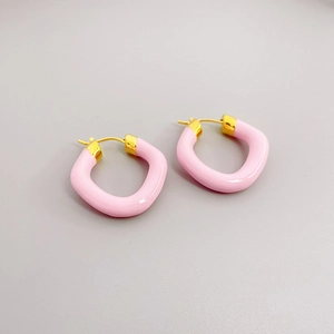Modern 18K gold-plated irregular pink enamel hoop earrings for women in minimalist style