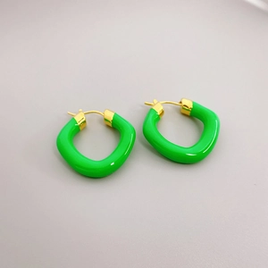 Fashionable green enamel hoop earrings with 18K gold plating in irregular round shape