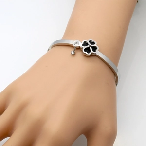 Silver 18k titanium steel four-leaf clover bangle with black clover and sparkling diamonds