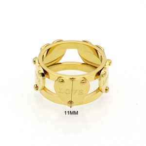 Bague élégante de 11 mm en acier titane doré en forme de cœur avec gravure LOVE