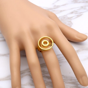 Polished 18k gold plated double circle titanium steel ring for women in minimalist style