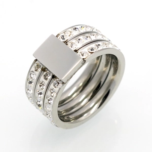 Bague trois rangs en acier inoxydable argenté avec cristaux pavés et barre rectangulaire