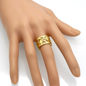 Classic gold hollow vine pattern stainless steel ring with vintage matte finish