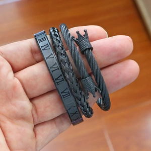 Ensemble de 3 bracelets pour hommes en acier noir avec chiffres romains et motifs couronnes