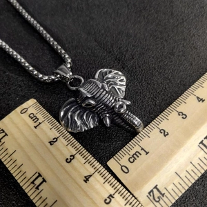 Pendentif éléphant hip hop argenté avec chaîne box et guide des dimensions