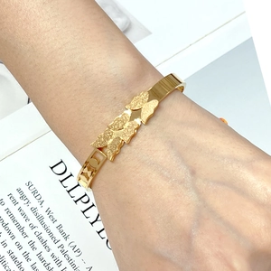 Butterfly Clover Stainless Steel Bangle For Women Gold Plated Matte Finish Hinge Cuff Bracelet Fashion Jewelry