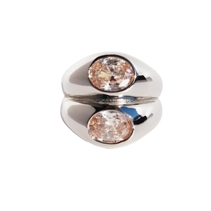 Luxurious double-layer wide band ring with large oval champagne gemstone in silver finish