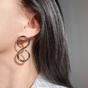 Minimalist silver geometric figure 8 earrings in polished stainless steel for women