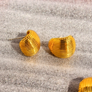 S925 silver needle gold earrings featuring elegant shell curve textures and spiral pattern