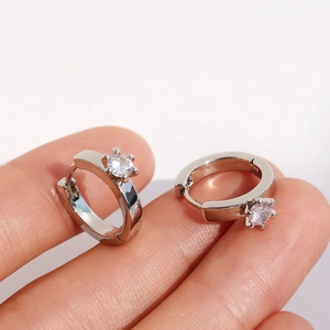 Minimalist Round Hoop Earrings Brass Platinum Plated Sparkling Single Zircon Huggie Elegant Jewelry For Women