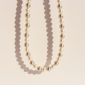 Collier De Künstliche Perles Bicolore Style Français Vintage Laiton Avec Künstliche Perles Grises Et Blanches Zircon Chaîne De Pull Pour Femmes