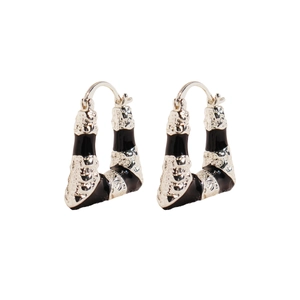 Boucles d'oreilles géométriques minimalistes en argent avec design trapèze en émail noir