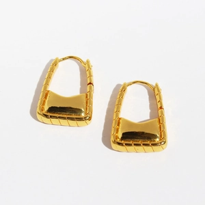 24k gold plated square handbag shaped earrings with textured stripe pattern details