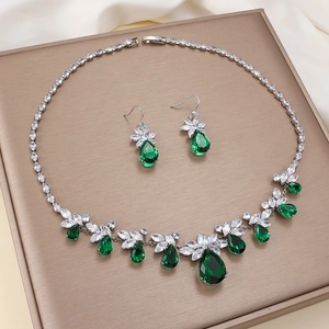 Fashion Zircon Jewelry For Women Green Water Drop Copper Necklace And Earrings Elegant Clavicle Chain Accessory