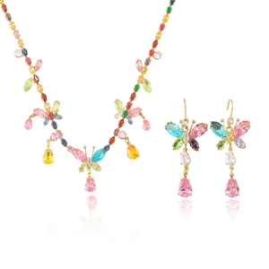 Set di gioielli a farfalla in zircone colorato con collana e orecchini placcati oro
