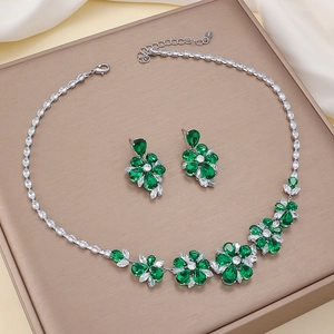 Emerald Green Zircon Flower Necklace And Earrings Copper Titanium Steel Elegant Floral Jewelry For Women Commuting