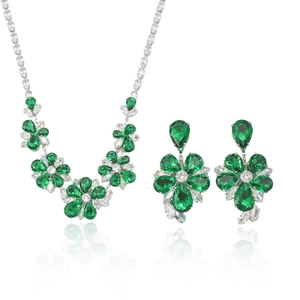 Luxury emerald zircon flower jewelry set including silver necklace and drop earrings
