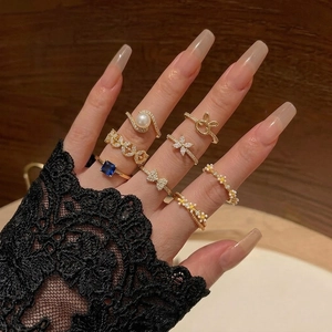 Anello Regolabile In Rame Zircone Fiore Placcato Oro Perla Artificial Farfalla Coniglio Gioielli Di Moda Eleganti Per Donna Nicchia