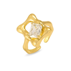 Bague ajustable dorée style lave ornée d'un grand zircon transparent de coupe rectangulaire