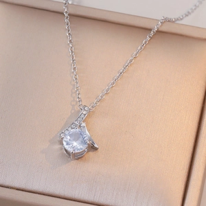 Elegant Water Drop Pendant Necklace Stainless Steel White Cubic Zirconia Minimalist Fashion Jewelry For Women Silver Color