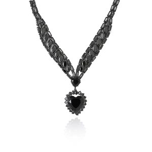 Luxurious black heart-shaped zircon necklace set with multi-layer gemstone choker design