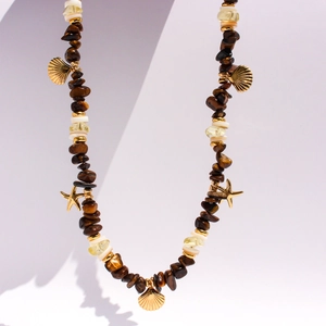 Collier vintage en perles d'oeil de tigre et citrine avec pendentifs étoile de mer