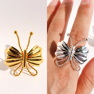Bague Ouverte Papillon 3D Fait Main pour Femmes Plaqué Or Argent Ajustable Bijoux Mode Élégant Texture Plissée