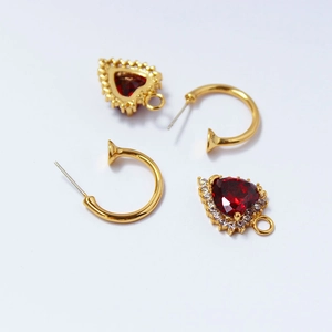Elegant vintage gold plated C-hoop earrings with red heart ruby zircon pendants