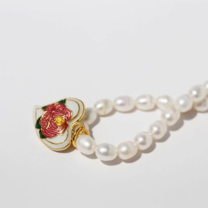 Vintage enamel rose heart pendant necklace with natural pearls in a minimalist design