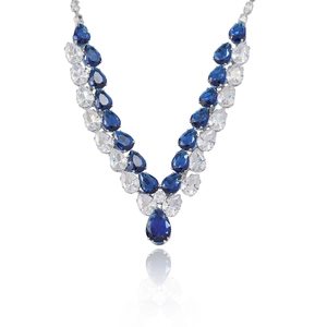 Elegant V-shaped necklace with blue and white pear-cut cubic zirconia in silver finish