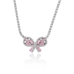 Collier avec pendentif papillon rose et chaîne tennis serti de zircons blancs brillants