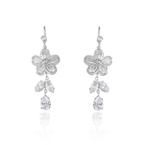Boucles d'oreilles pendantes fleurs en argent avec cristaux de zircone et reflets polis