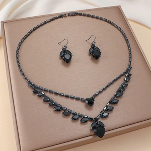 Stainless Steel Black Zircon Necklace And Dangle Earrings For Women Double Layer Heart Pendant Leaf Motif Elegant Vintage