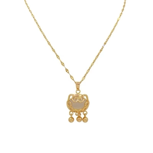 Collier pendentif cadenas doré vintage avec pierre opale blanche et motifs nuage
