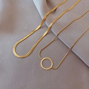 Elegant gold titanium steel herringbone and circular pendant layered necklace set