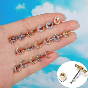 Klassische Mond-Ohrstecker mit Zirkonia und Kugelverschluss in Gold-Finish