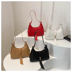 Minimalist half-moon underarm shoulder bag with metal hook buckle in four colors