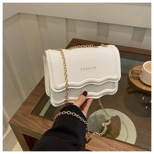 Scalloped Edge Lychee Pattern PU Leather Shoulder Bag Gold Metal Chain Flap Small Square Crossbody Bag Women Fashion Trendy