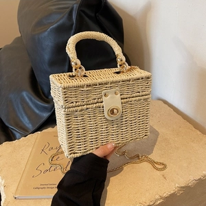 Women Straw Woven Handbag Vintage Box Crossbody Bag With Golden Metal Chain Strap And Twist Lock Summer Beach Fashion
