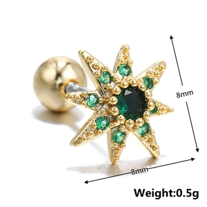Detailed view of 8mm green star stud earring with weight specifications and dimensions