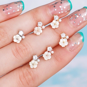 Kleine Blumen Stern Herz Knorpel Ohrstecker Messing Zirkonia Piercing Helix Tragus Schmuck Mit Edelstahl Ohrringstift