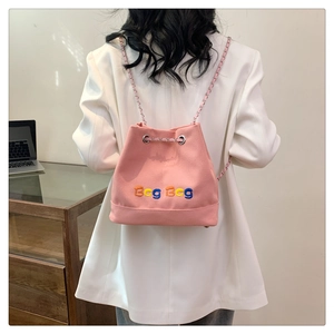 Sac à dos en toile rose avec broderie Bag Bag colorée et bandoulière en chaîne