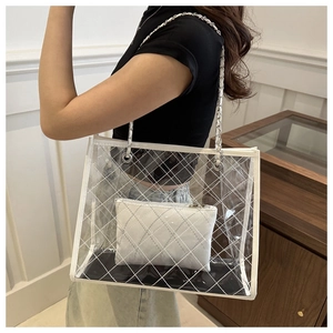 Sac cabas transparent en PVC avec pochette intérieure blanche et bandoulière chaîne
