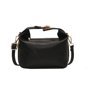 Borsa a tracolla minimalista in pelle PU nera con motivo a rilievo e finiture metalliche oro