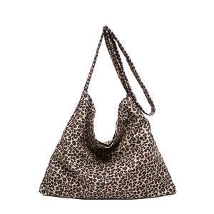 Minimalist leopard print tote bag with large capacity and soft wide shoulder strap