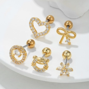 Cinq clous d'oreilles en acier doré sertis de zircons blancs pour piercings de cartilage