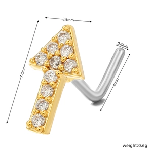 Detailed size chart for the L-shaped gold arrow nose stud with white zircon inlay